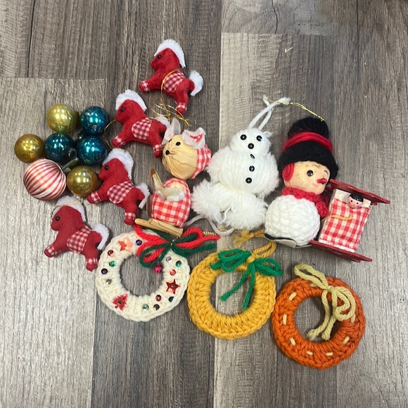 Vintage Christmas ornaments from the 60’s and 70’s - Picture 1 of 6